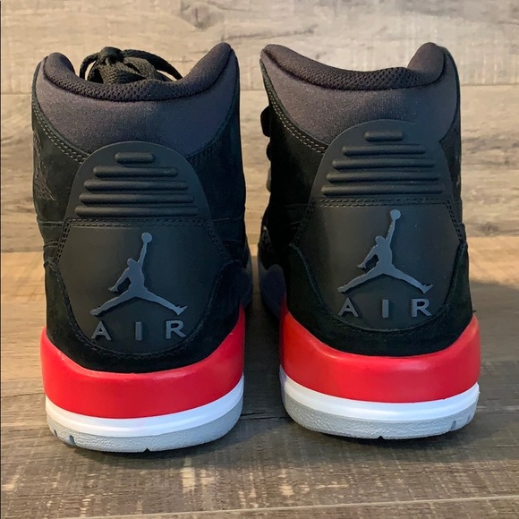 Air Jordan Legacy 312 - Black/Black Fire-Red - Picture 3 of 6